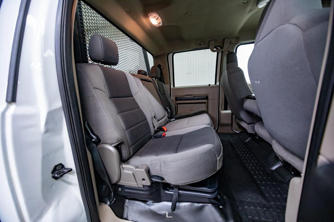 2009 Ford F-250 4x4 Crew Cab XLT Wild Fire Truck Red Deer AB