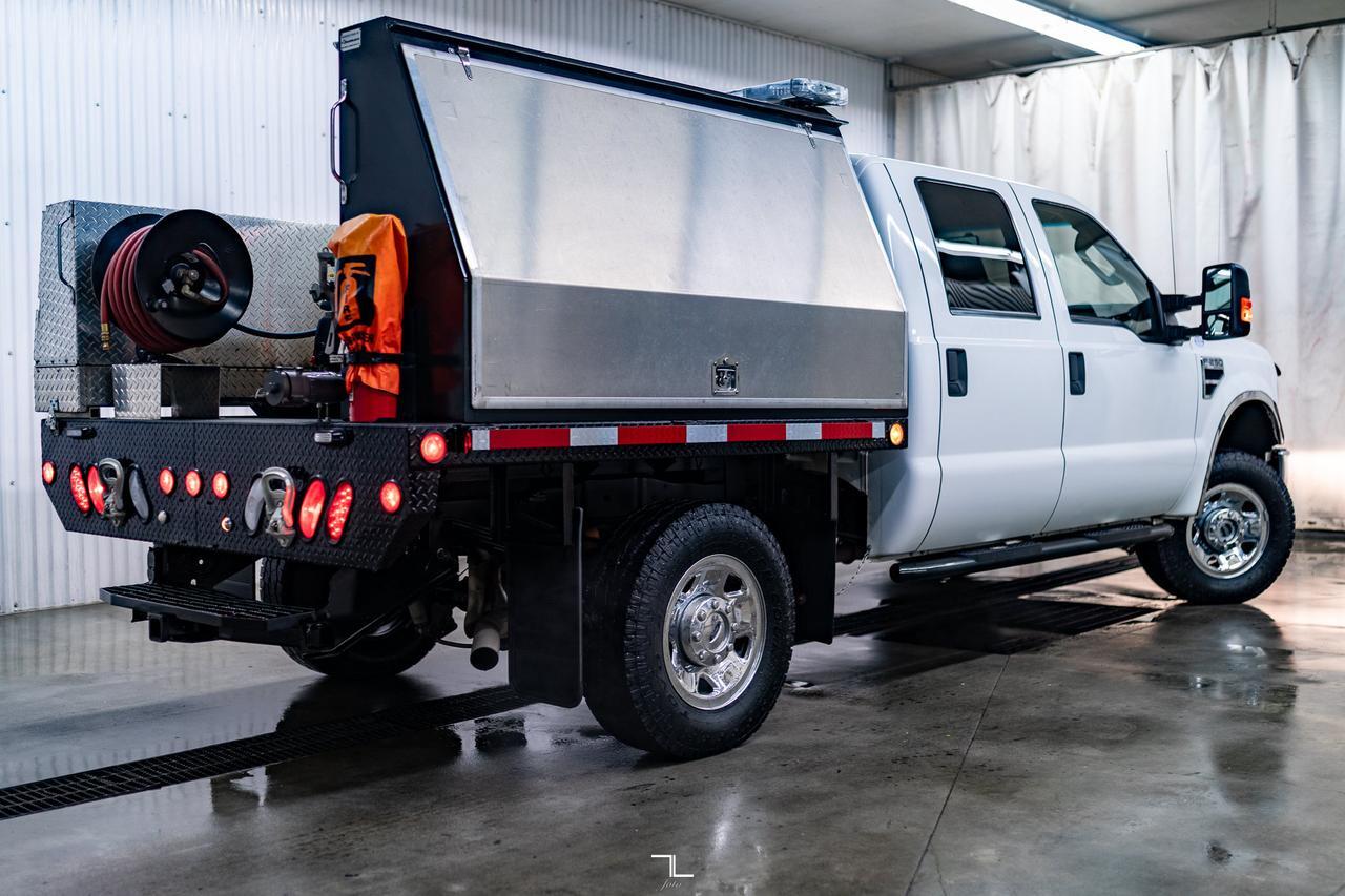 2009 Ford F-250 4x4 Crew Cab XLT Wild Fire Truck Red Deer AB