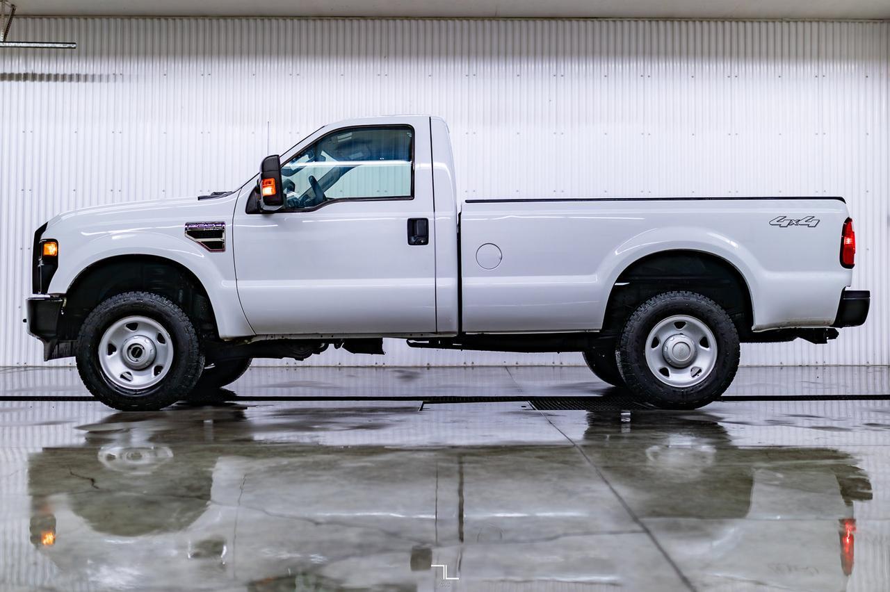 2009 Ford F-250 4x4 Reg Cab XL Longbox Red Deer AB