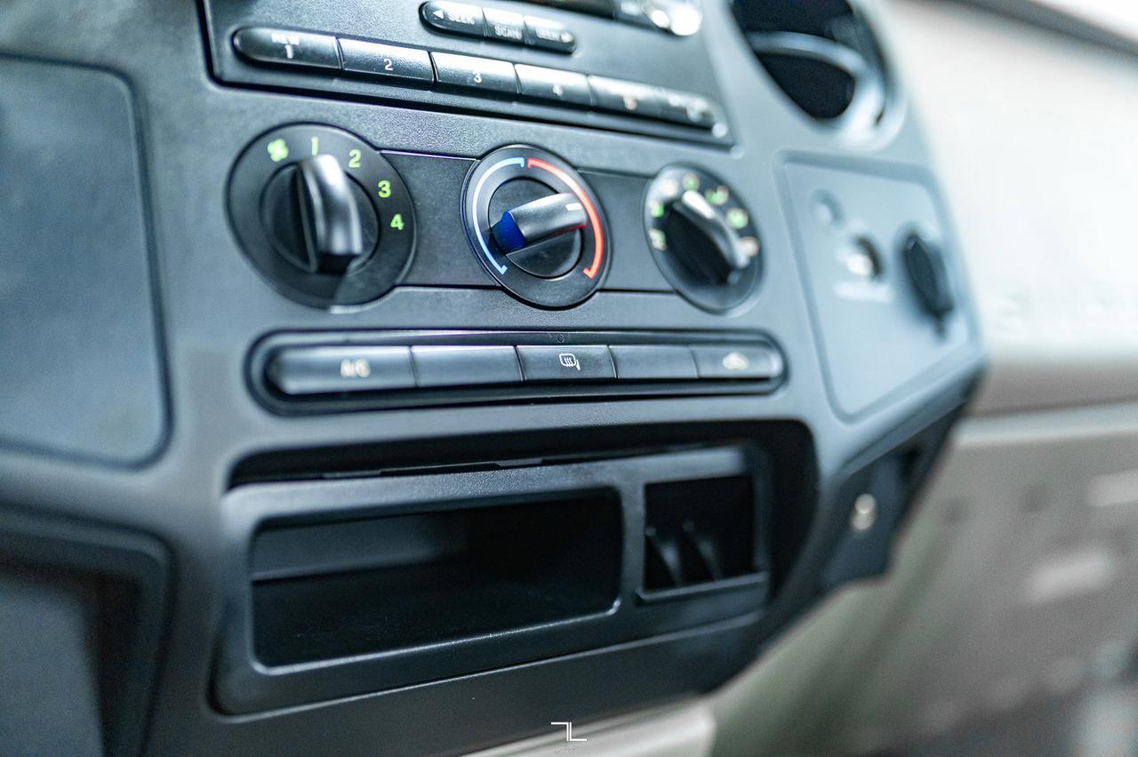 2009 Ford F-250 4x4 Reg Cab XL Longbox Red Deer AB