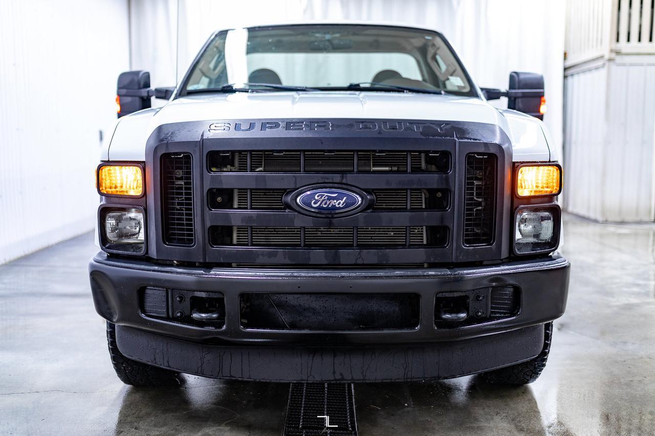 2009 Ford F-250 4x4 Reg Cab XL Longbox Red Deer AB