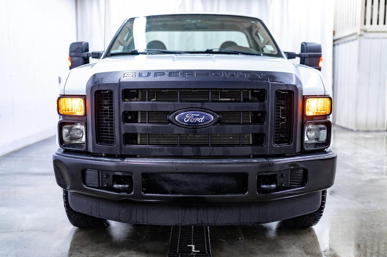 2009 Ford F-250 4x4 Reg Cab XL Longbox Red Deer AB