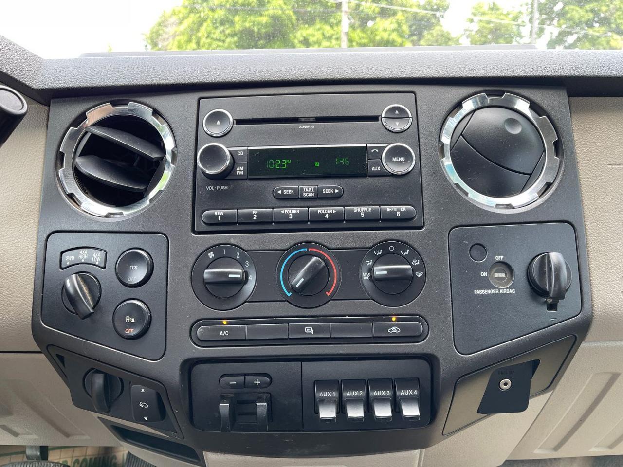 2009 Ford F-250 XL | XLT | FX4 | LARIAT Hayden ID