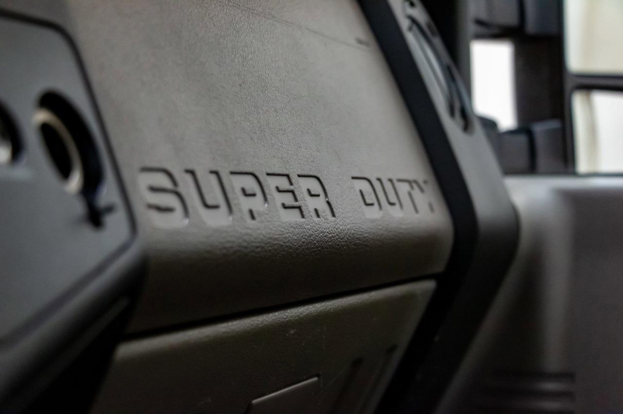 2009 Ford F-350 4x2 Reg Cab XL Deck Red Deer AB