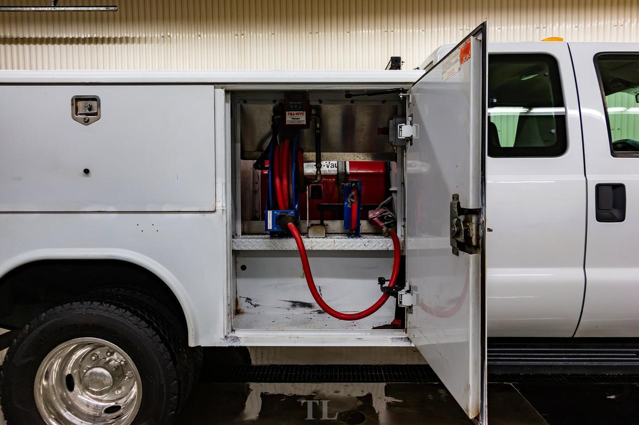 2009 Ford F-350 4x4 Super Cab XL Service Box Power Gate Red Deer AB