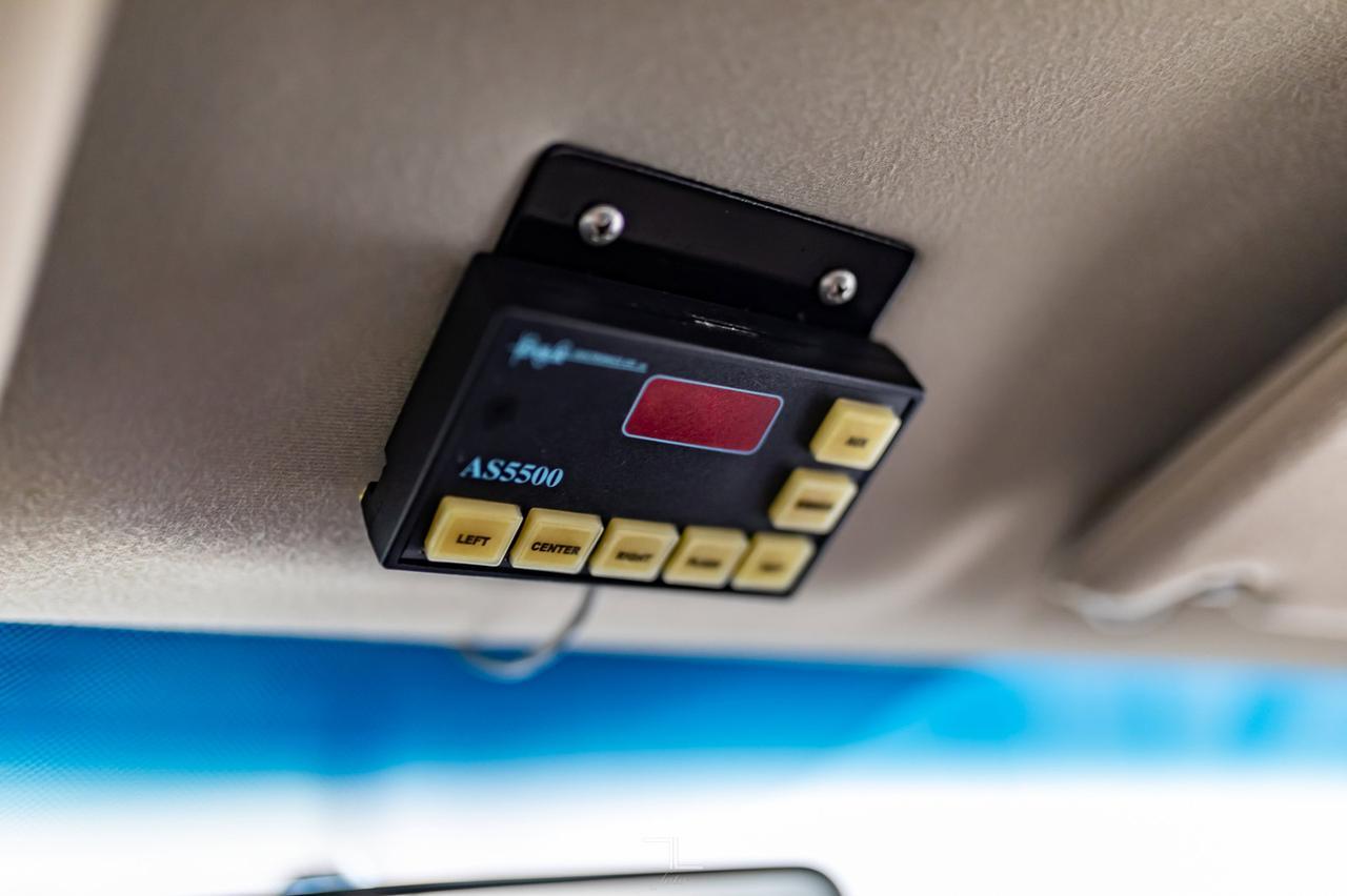 2009 Ford F-350 4x4 Super Cab XL Service Box Power Gate Red Deer AB