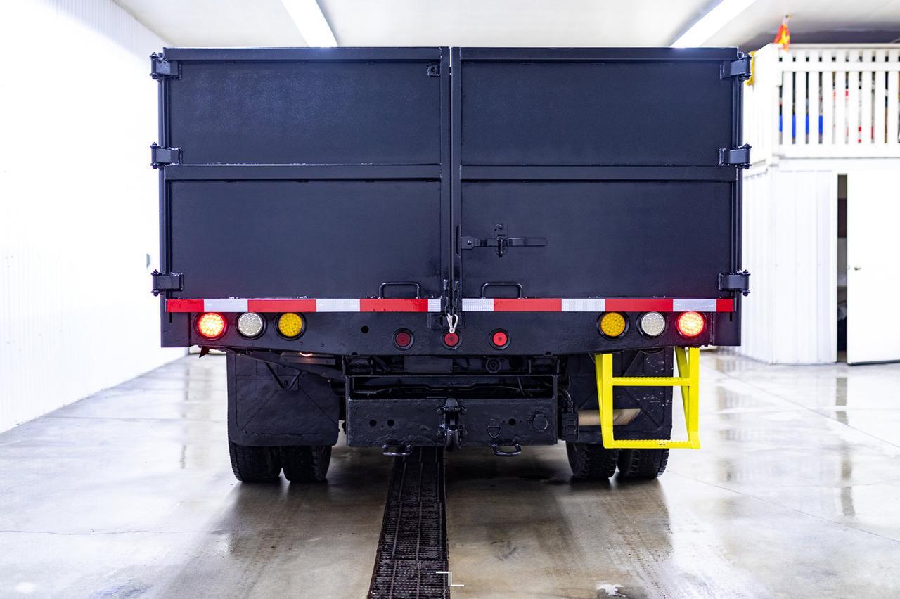 2009 Ford F-550 4x2 Crew Cab XL Dump Box Red Deer AB