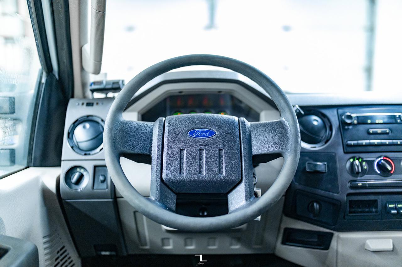 2009 Ford F-550 4x2 Crew Cab XL Dump Box Red Deer AB