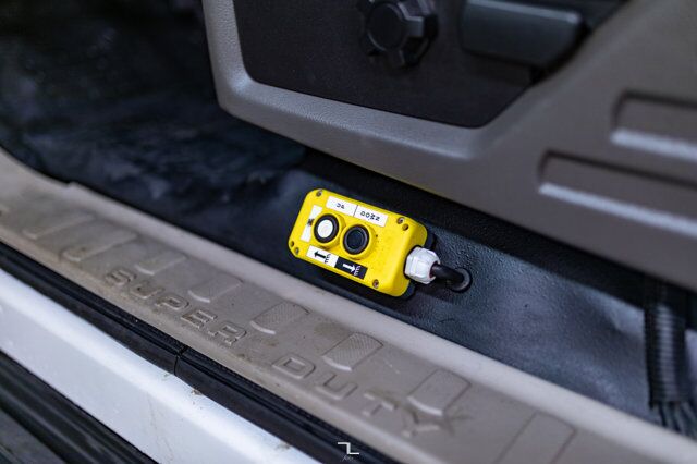 2009 Ford F-550 4x2 Crew Cab XL Dump Box Red Deer AB