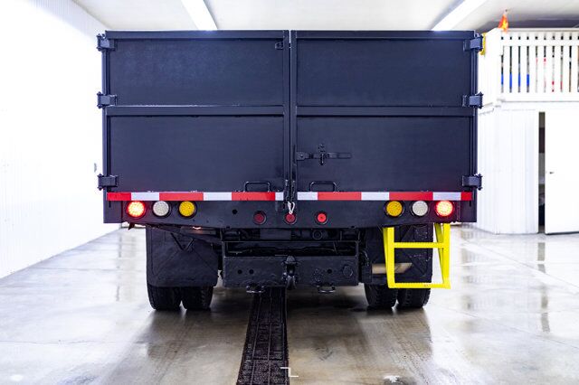 2009 Ford F-550 4x2 Crew Cab XL Dump Box Red Deer AB