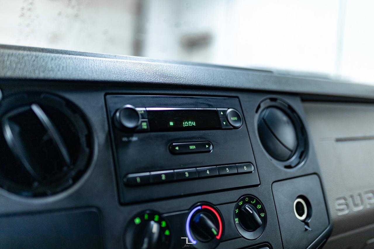 2009 Ford F-550 4x2 Crew Cab XLT Dump Box Red Deer AB