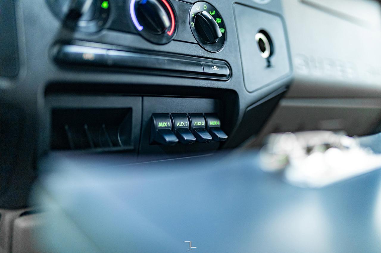 2009 Ford F-550 4x2 Crew Cab XLT Dump Box Red Deer AB