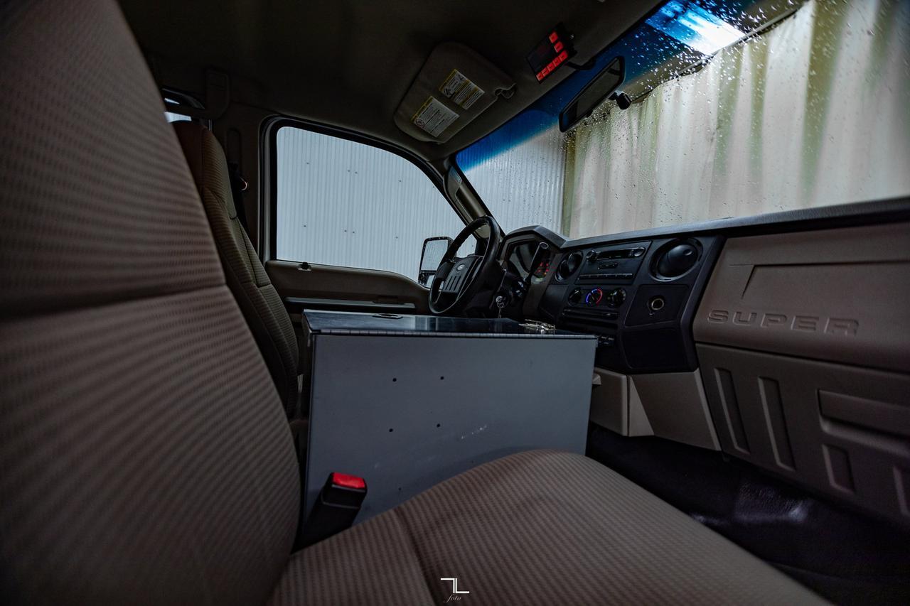 2009 Ford F-550 4x2 Crew Cab XLT Dump Box Red Deer AB