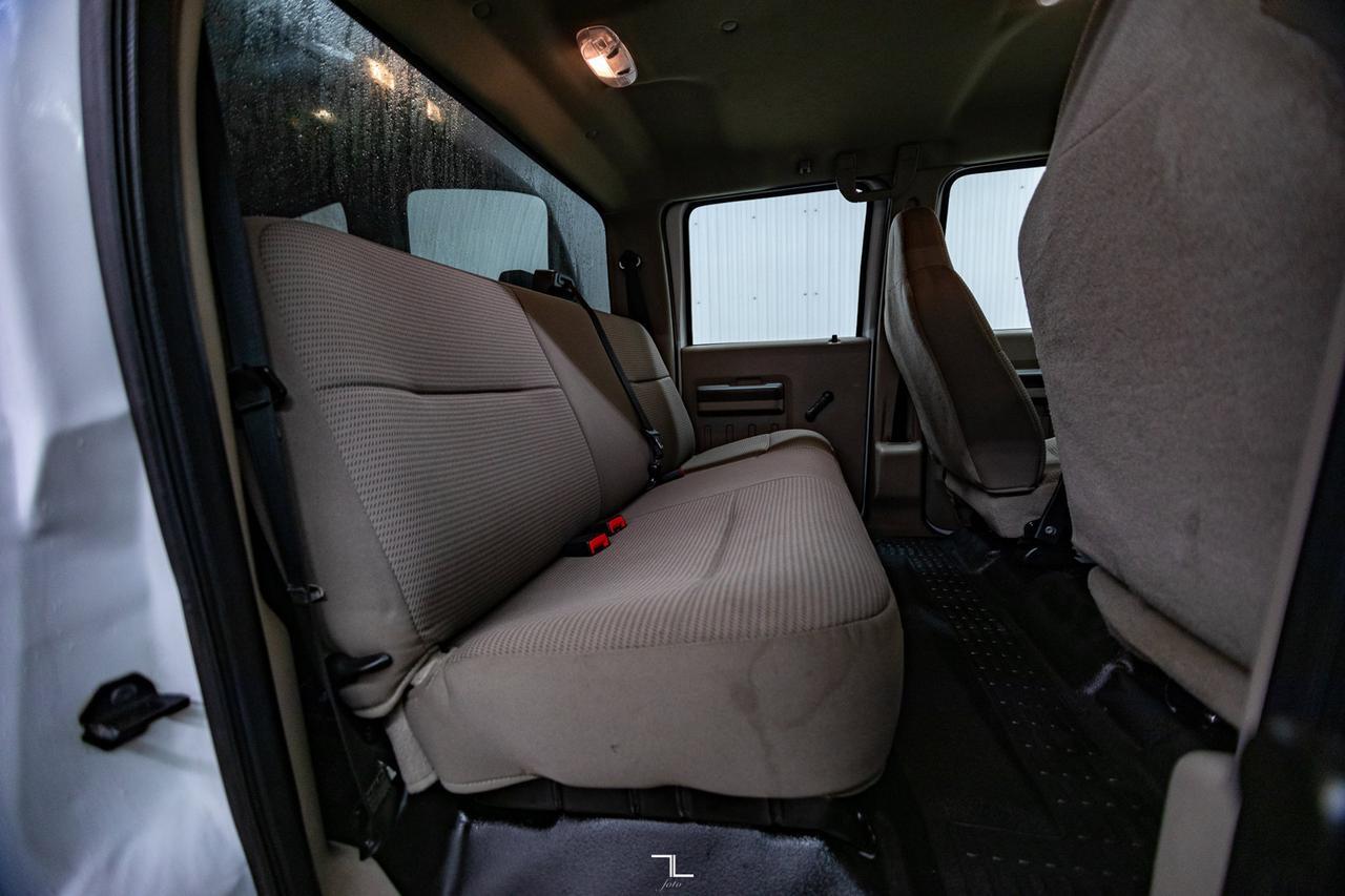 2009 Ford F-550 4x2 Crew Cab XLT Dump Box Red Deer AB