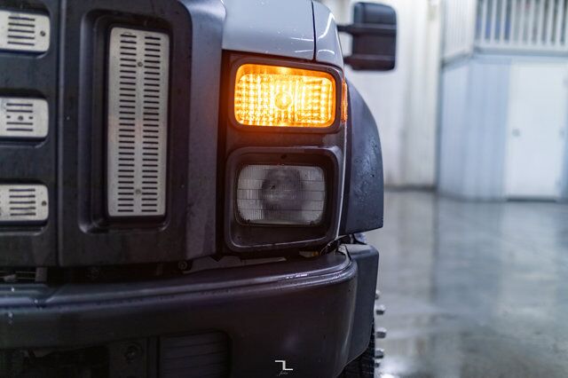 2009 Ford F-550 4x2 Crew Cab XLT Dump Box Red Deer AB