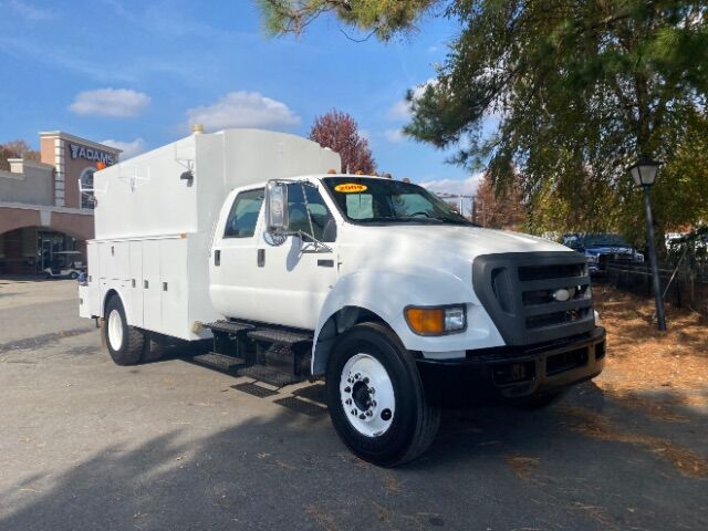 2009 Ford F-750 XLT CREW CAB SERVICE BODY Charlotte NC