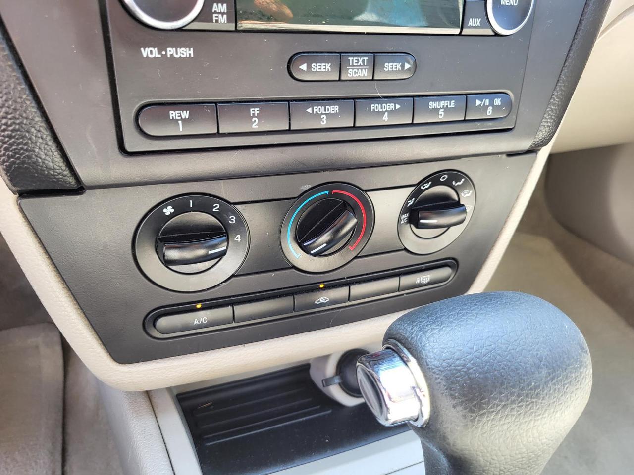 2009 Ford Fusion 4dr Sdn I4 S FWD Beeville TX