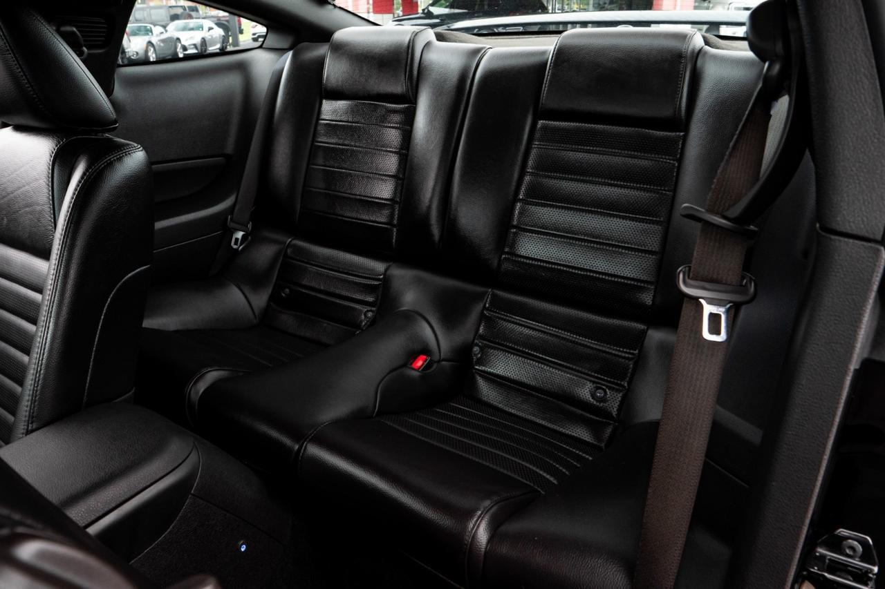 2009 Ford Mustang GT Premium / Manual / 4.6L V8 / Heated Leather Seats! Lincolnton NC