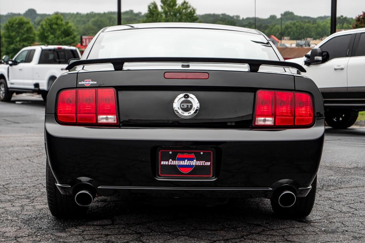 2009 Ford Mustang GT Premium / Manual / 4.6L V8 / Heated Leather Seats! Lincolnton NC