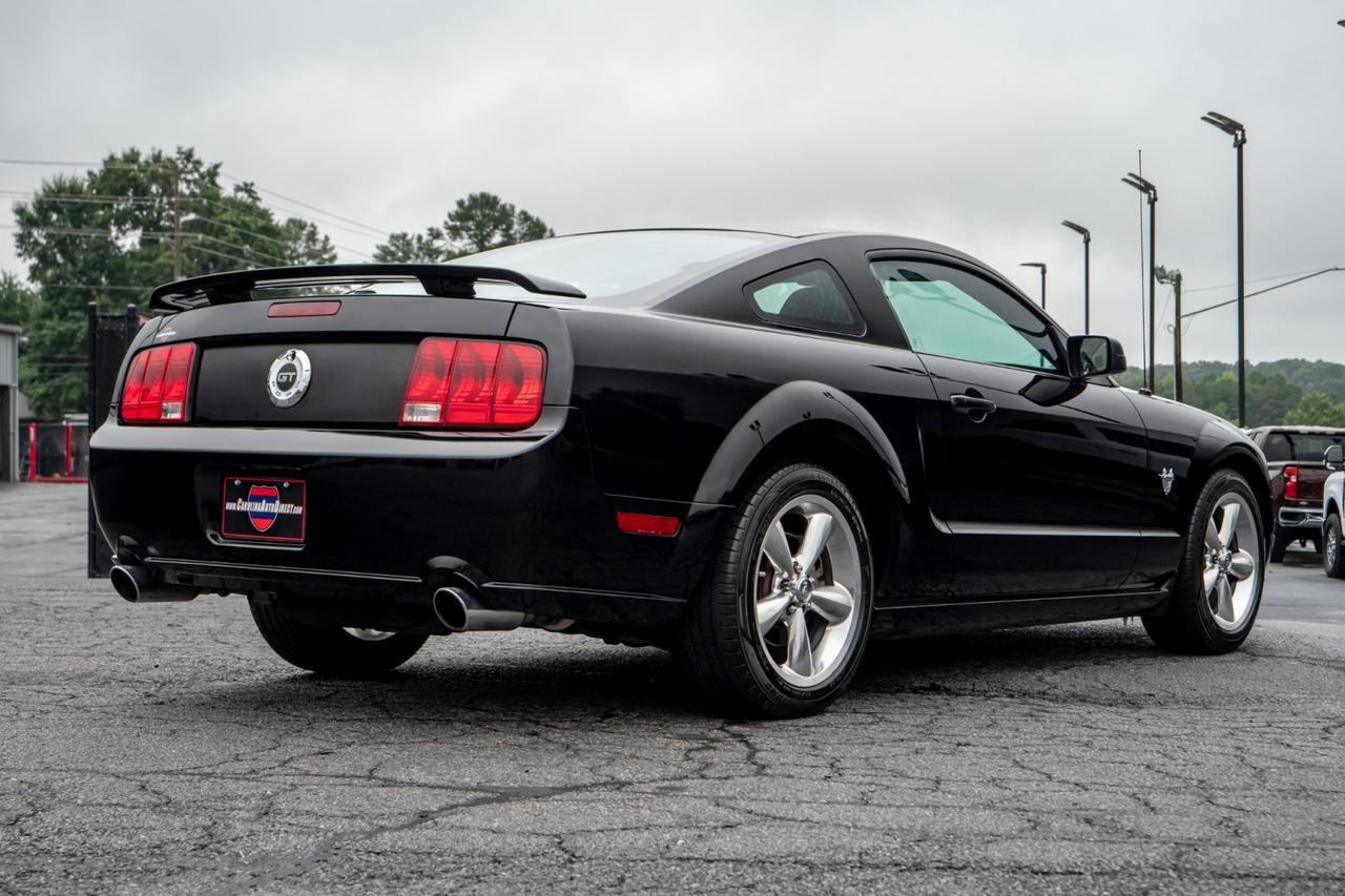 2009 Ford Mustang GT Premium / Manual / 4.6L V8 / Heated Leather Seats! Lincolnton NC