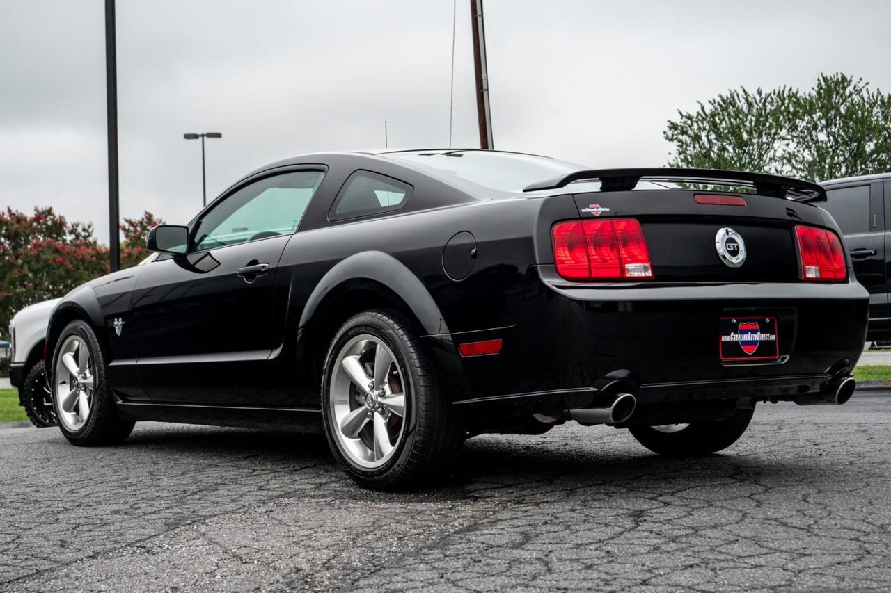 2009 Ford Mustang GT Premium / Manual / 4.6L V8 / Heated Leather Seats! Lincolnton NC