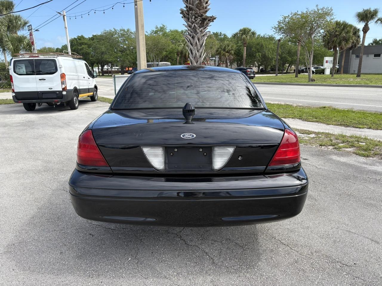 2009 Ford Police Interceptor (fleet-only) Street Appear