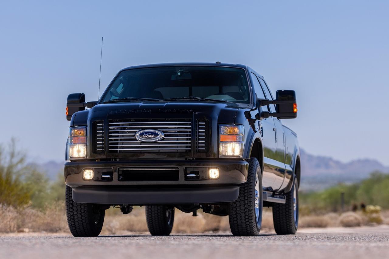 2009 Ford Super Duty F-250 Lariat Harley-Davidson Crew Cab V10 4&times;4 3k Miles Scottsdale AZ