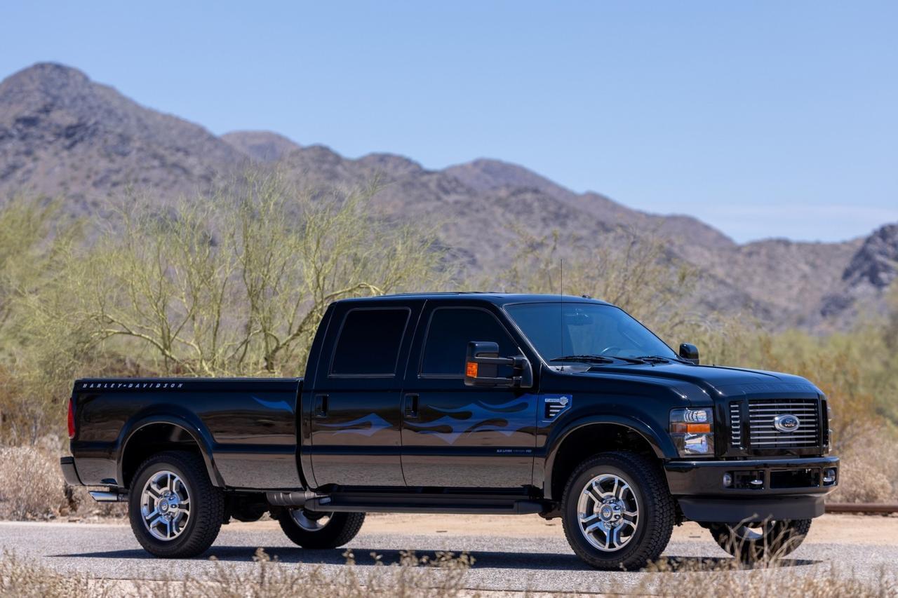 2009 Ford Super Duty F-250 Lariat Harley-Davidson Crew Cab V10 4&times;4 3k Miles Scottsdale AZ