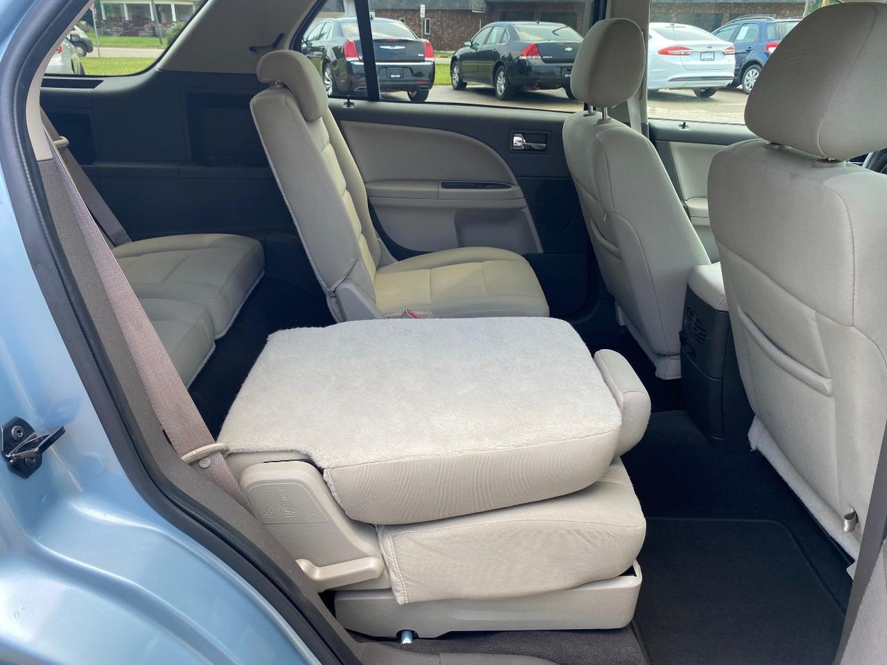 2009 Ford Taurus X SEL FWD Hastings MI