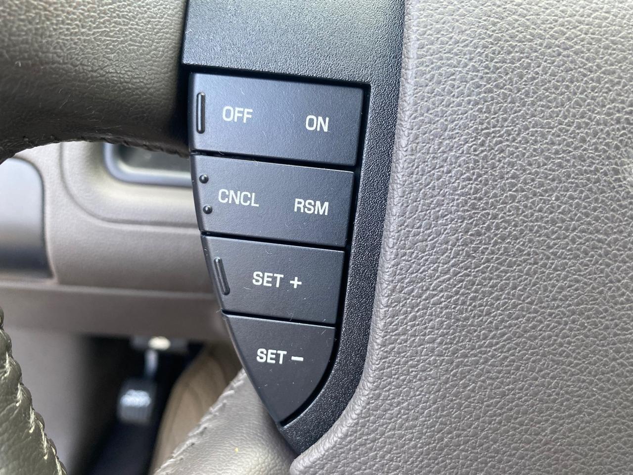 2009 Ford Taurus X SEL FWD Hastings MI