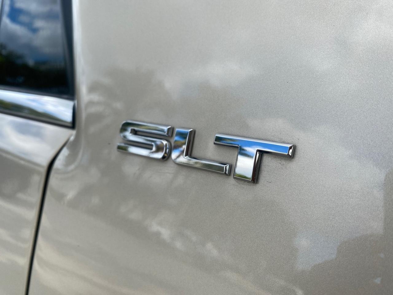 2009 GMC Acadia SLT2 LOW MILES LEATHER Pompano Beach FL