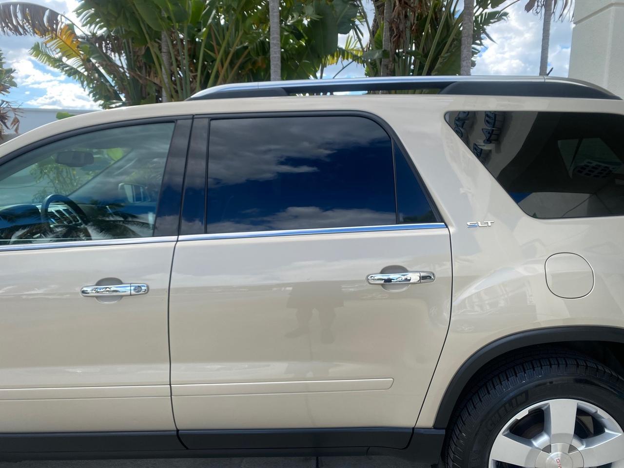 2009 GMC Acadia SLT2 LOW MILES LEATHER Pompano Beach FL