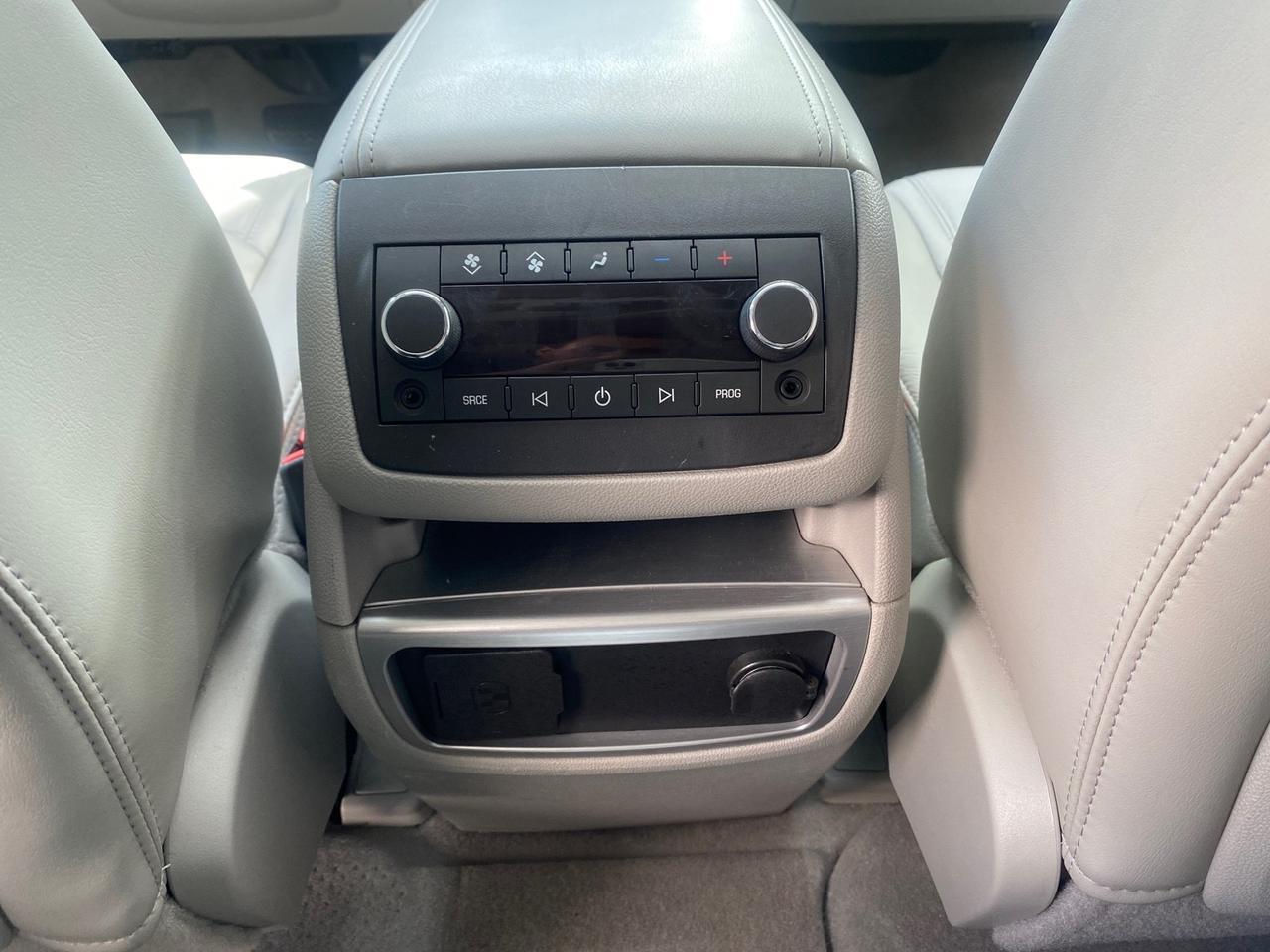 2009 GMC Acadia SLT2 LOW MILES LEATHER Pompano Beach FL