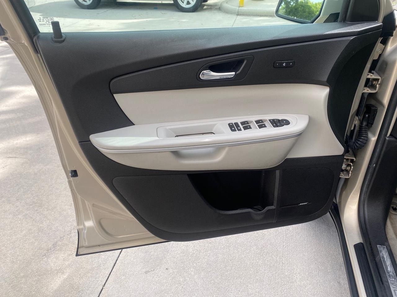 2009 GMC Acadia SLT2 LOW MILES LEATHER Pompano Beach FL