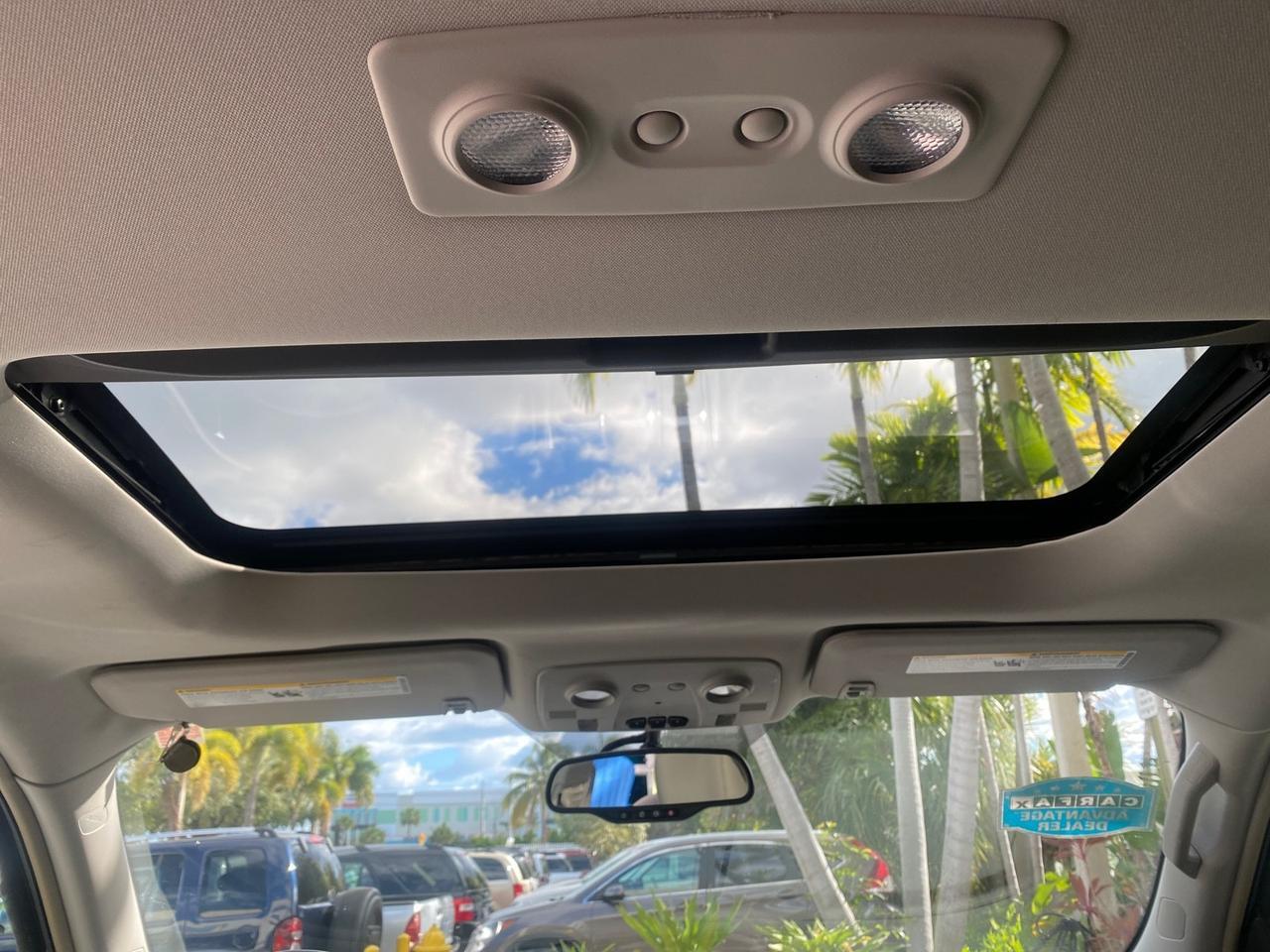 2009 GMC Acadia SLT2 LOW MILES LEATHER Pompano Beach FL