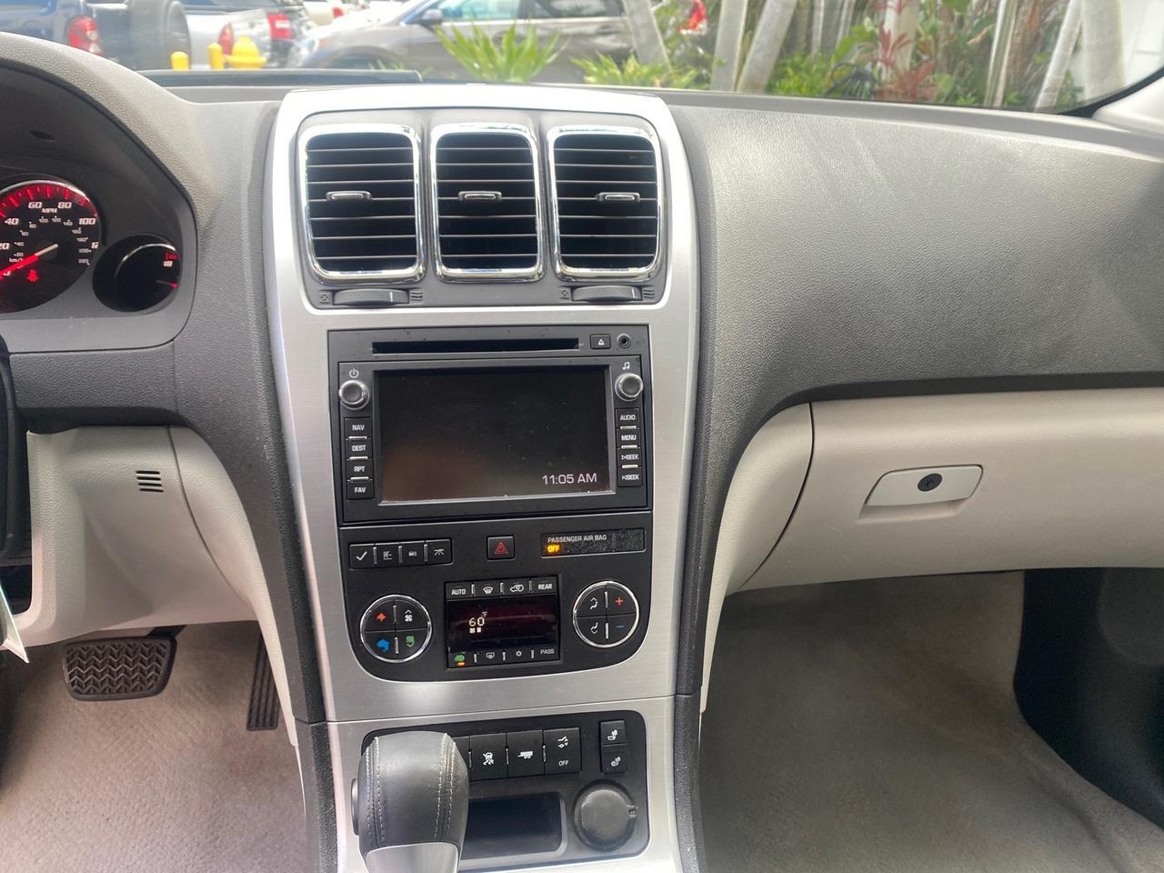 2009 GMC Acadia SLT2 LOW MILES LEATHER Pompano Beach FL