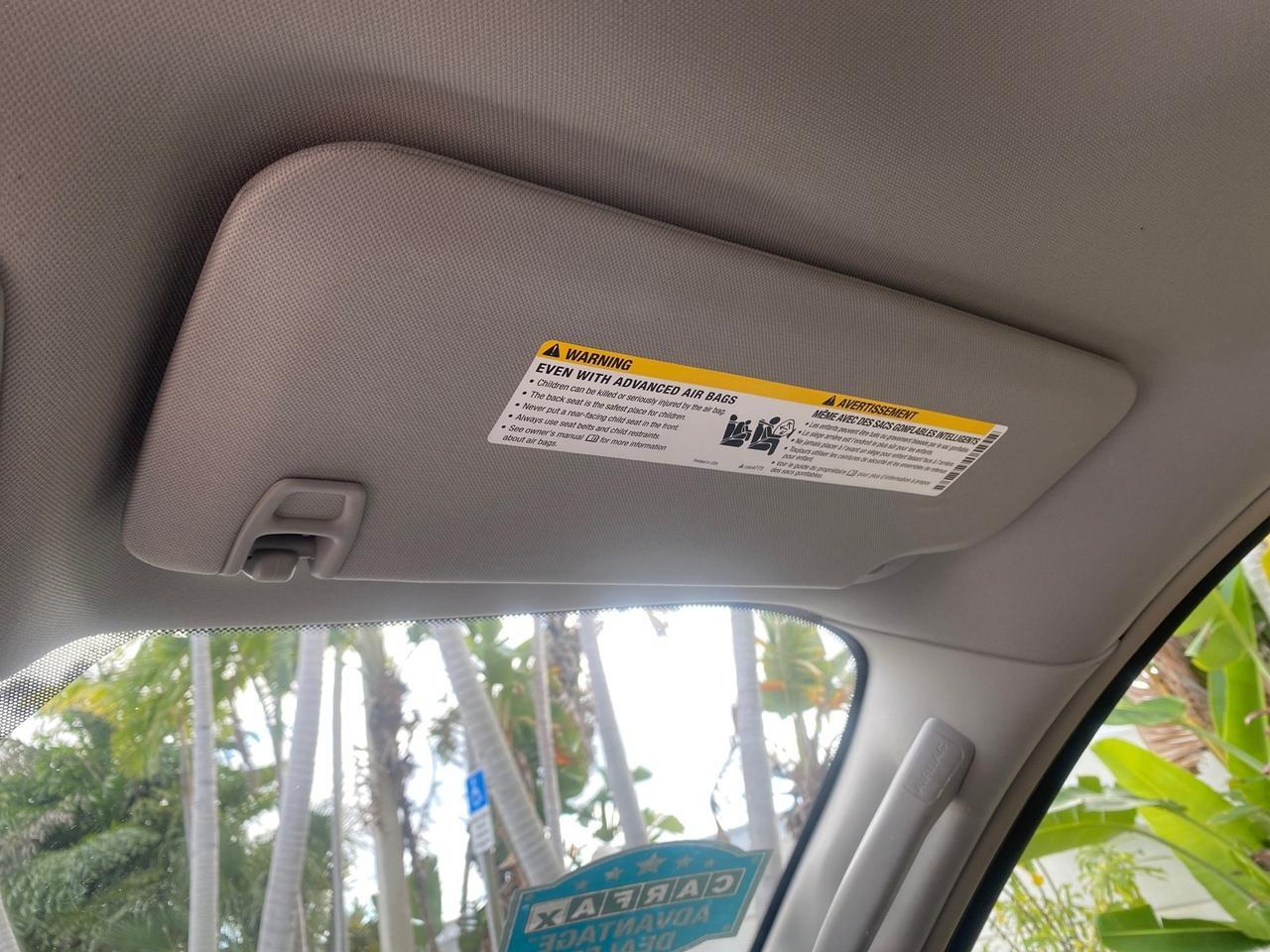 2009 GMC Acadia SLT2 LOW MILES LEATHER Pompano Beach FL