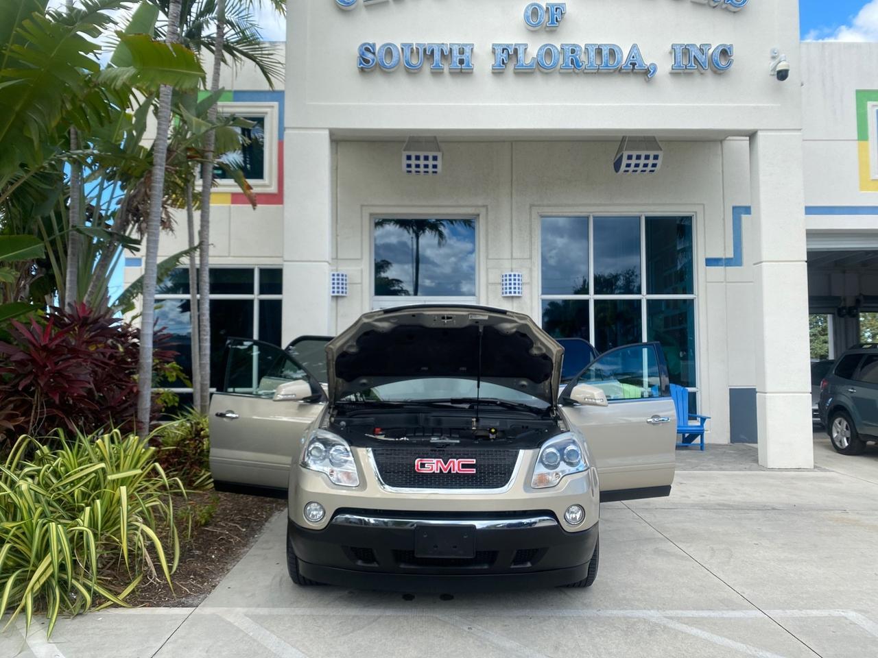 2009 GMC Acadia SLT2 LOW MILES LEATHER Pompano Beach FL
