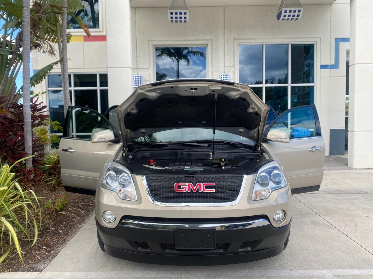 2009 GMC Acadia SLT2 LOW MILES LEATHER Pompano Beach FL