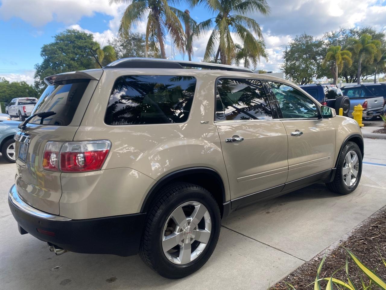 2009 GMC Acadia SLT2 LOW MILES LEATHER Pompano Beach FL