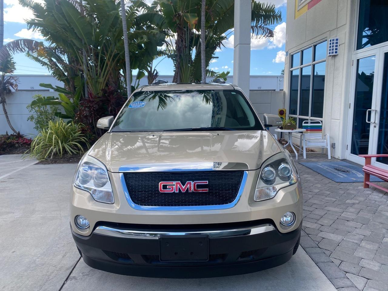 2009 GMC Acadia SLT2 LOW MILES LEATHER