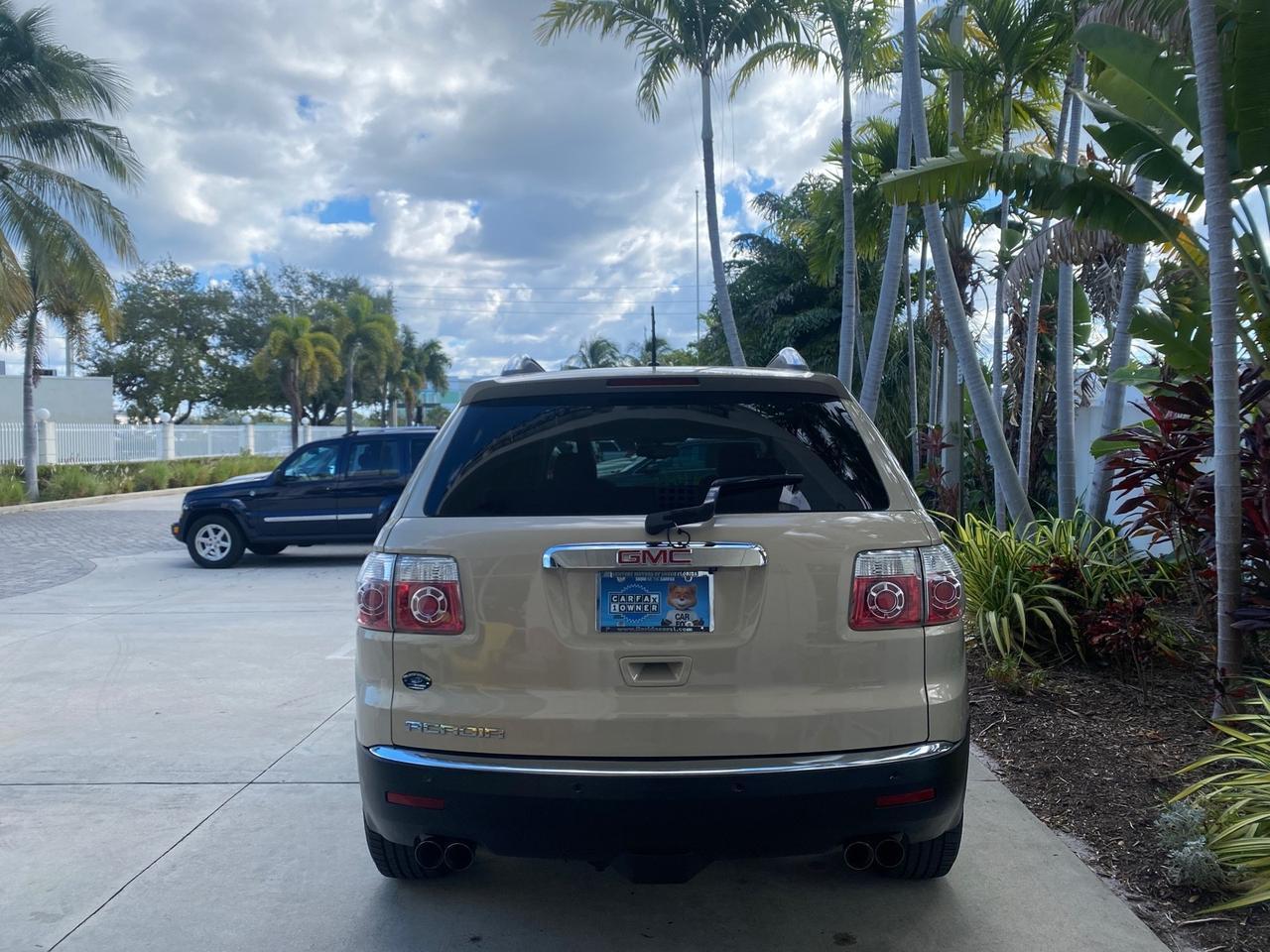 2009 GMC Acadia SLT2 LOW MILES LEATHER Pompano Beach FL
