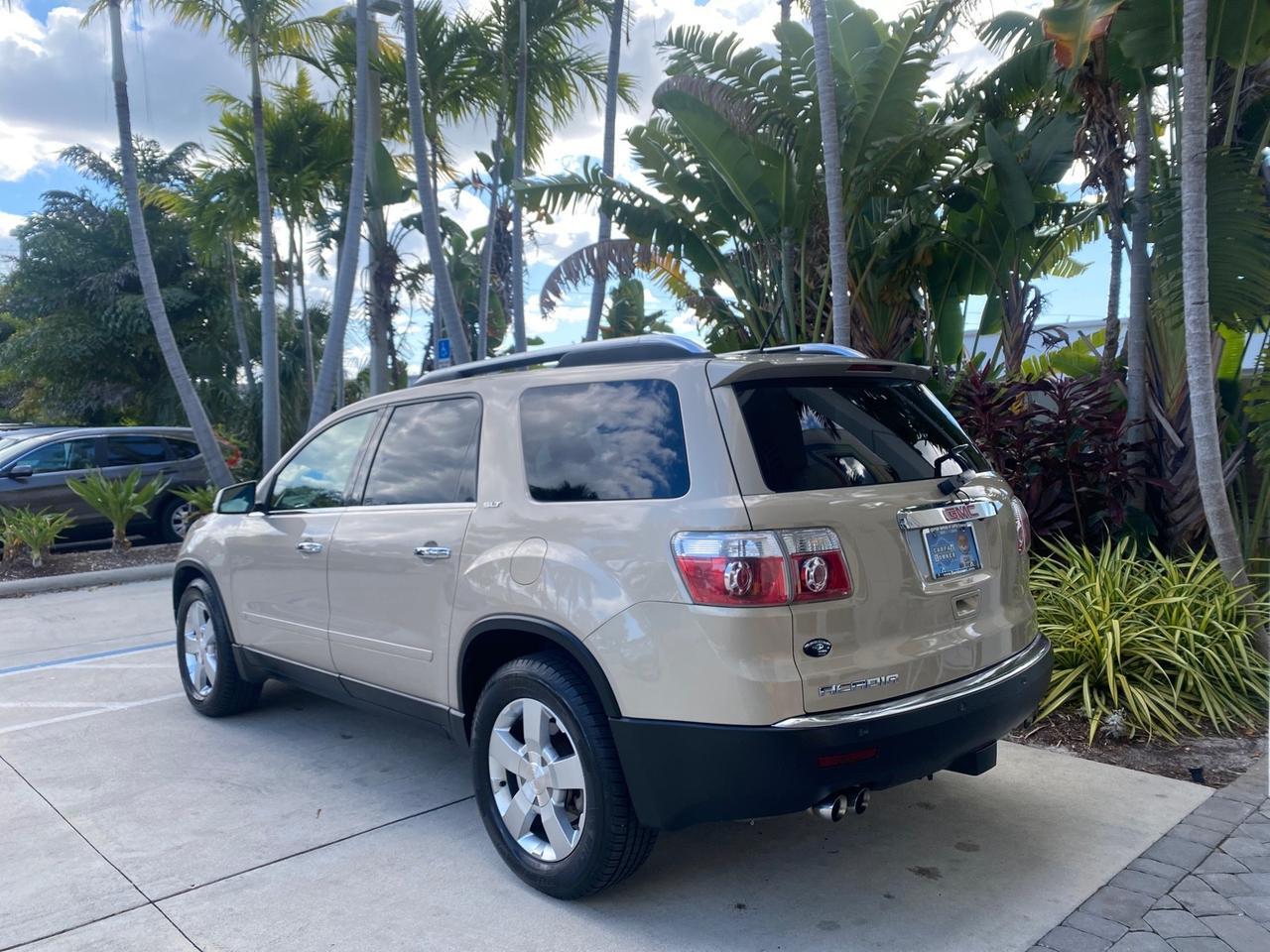 2009 GMC Acadia SLT2 LOW MILES LEATHER Pompano Beach FL