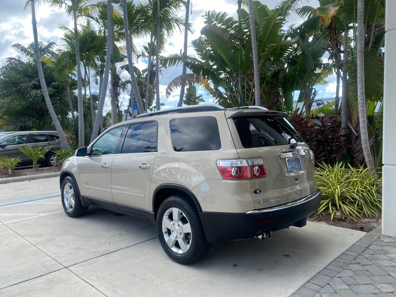 2009 GMC Acadia SLT2 LOW MILES LEATHER Pompano Beach FL