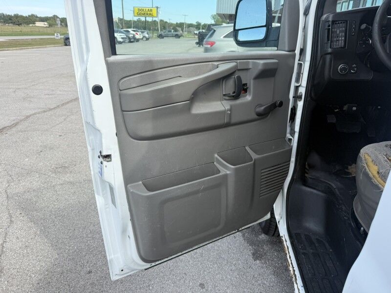 2009 GMC Savana Cargo Van Collinsville OK