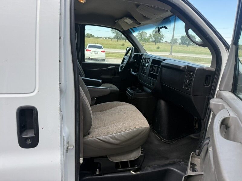 2009 GMC Savana Cargo Van Collinsville OK