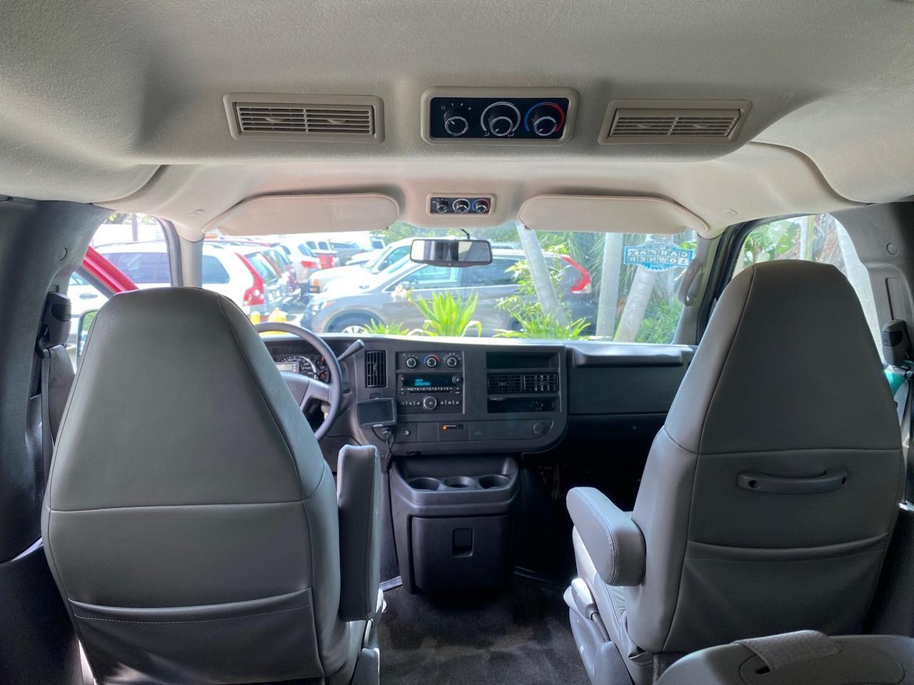 2009 GMC Savana Passenger LOW MILES 53,014 1 OWNER 8 Passenger Pompano Beach FL