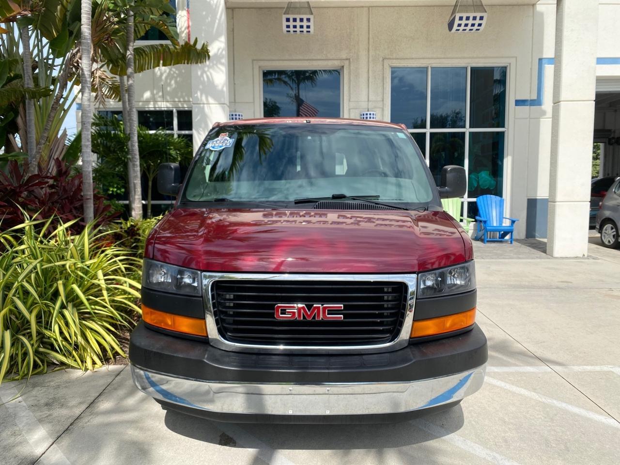 2009 GMC Savana Passenger LOW MILES 53,014 1 OWNER 8 Passenger Pompano Beach FL