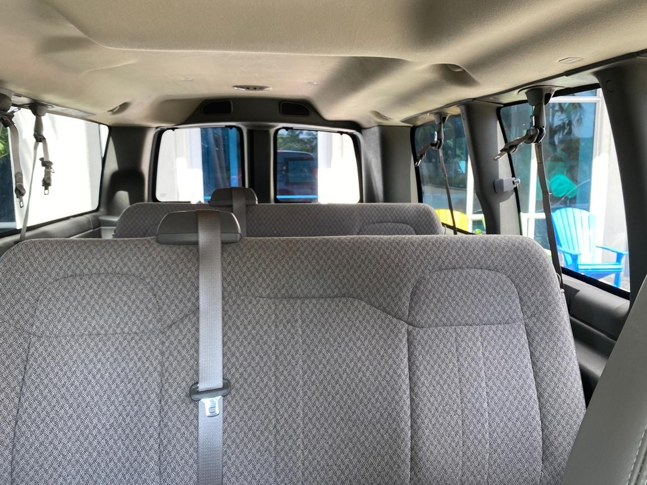 2009 GMC Savana Passenger LOW MILES 53,014 1 OWNER 8 Passenger Pompano Beach FL