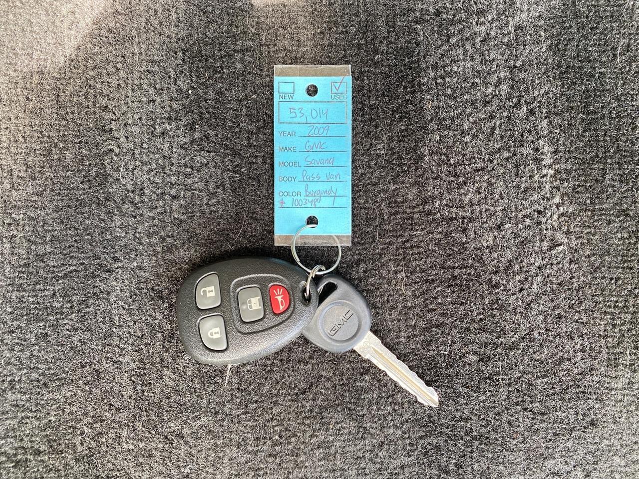 2009 GMC Savana Passenger LOW MILES 53,014 1 OWNER Pompano Beach FL